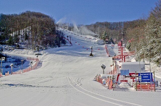 Ober Gatlinburg Ski School Featured 96A0E030