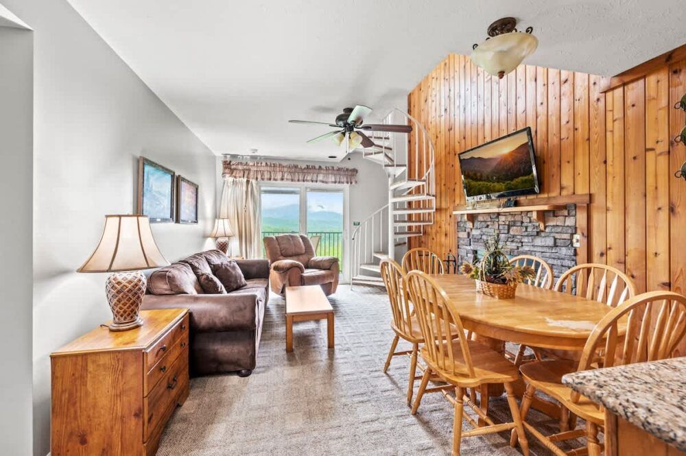 Gatlinburg Getaway Main Image